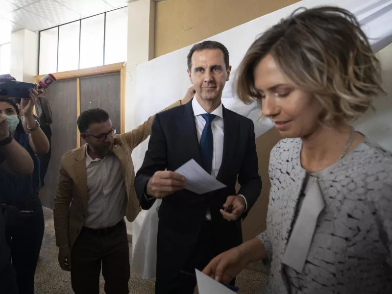 Άσαντ με τη σύζυγό του