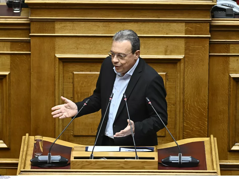 Φάμελλος Βουλή