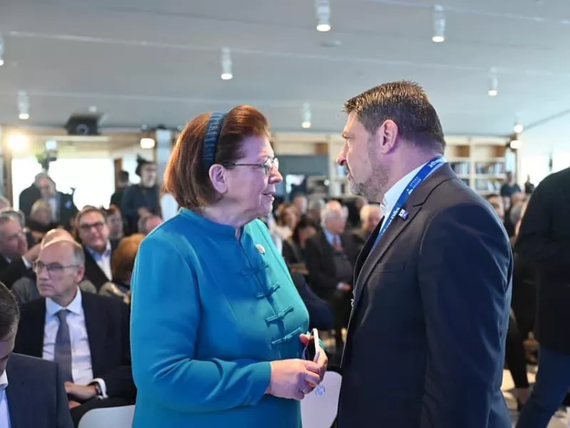 Λίνα Μενδώνη- Athens Talks: 19 + 1 έργα στις πολιτιστικές υποδομές της χώρας
