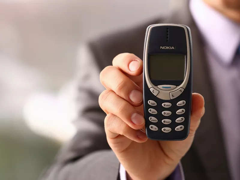 Βρετανία: Εντόπισε το χαμένο του Nokia 3310 μετά από 22 χρόνια, και… λειτουργούσε ακόμα 