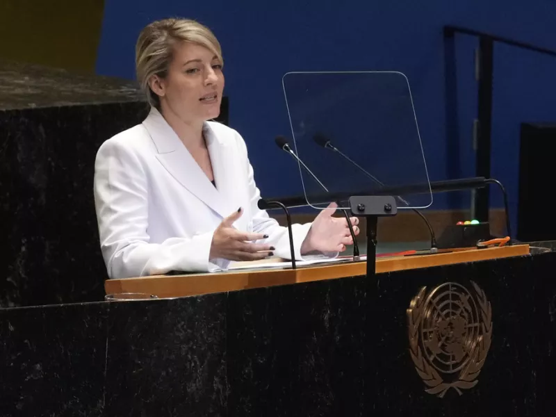 Melanie Joly
