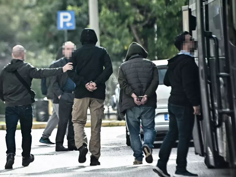 Κύκλωμα προστασίας: Προφυλακιστέοι η αστυνομικός, ο αρχηγός και ο υπαρχηγός