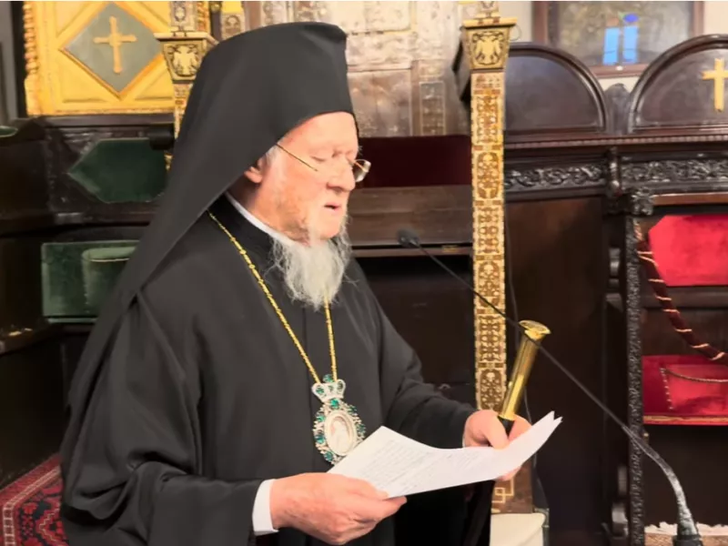 Μήνυμα συμπαράστασης Βαρθολομαίου στον Πάπα