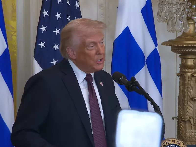 O Τραμπ υποδέχεται την ελληνική ομογένεια για την 25η Μαρτίου - Δείτε Live