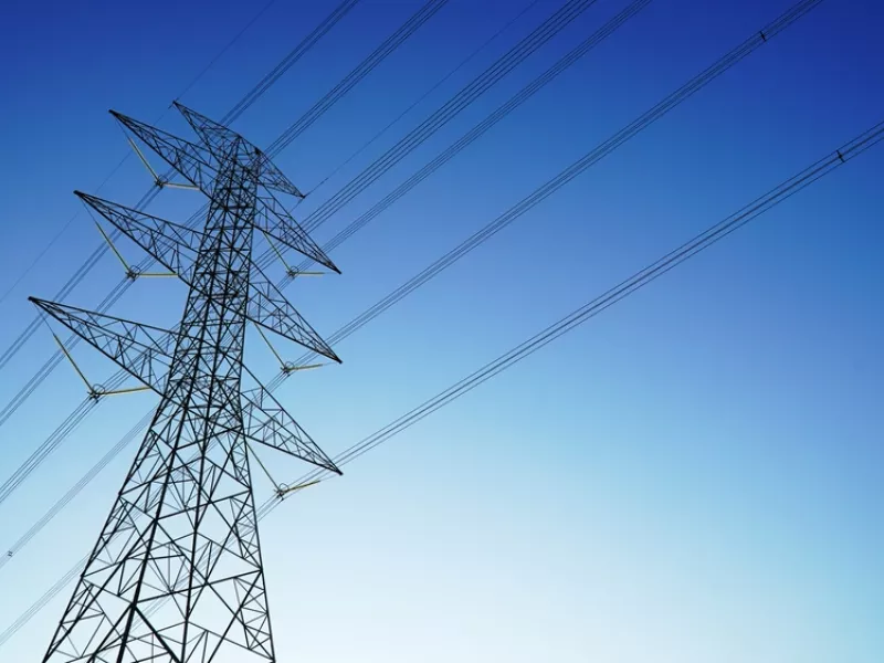 ΔΕΔΔΗΕ: Χωρίς ρεύμα πολλές περιοχές σε Πειραιά και Νότια Προάστια