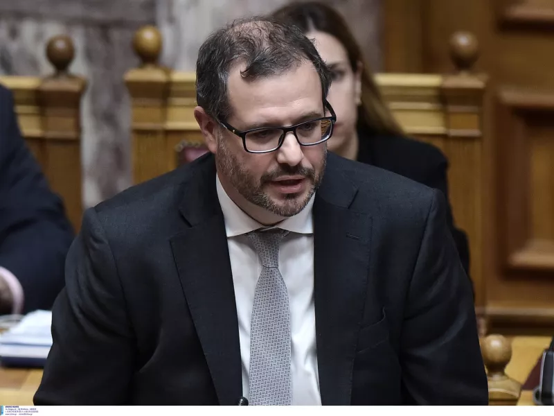 Τσάφος στη Βουλή: «Ήταν σοβαρό λάθος η ανάρτηση, γύρισα στη χώρα για βοηθήσω»