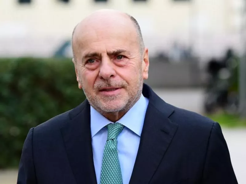  Γιάννης Αλαφούζος