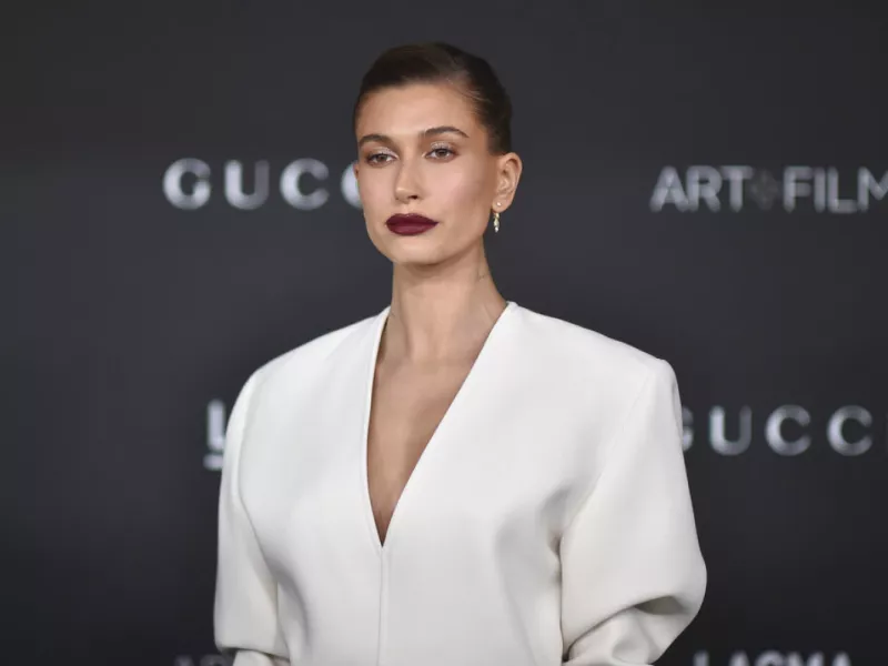 Hailey Bieber