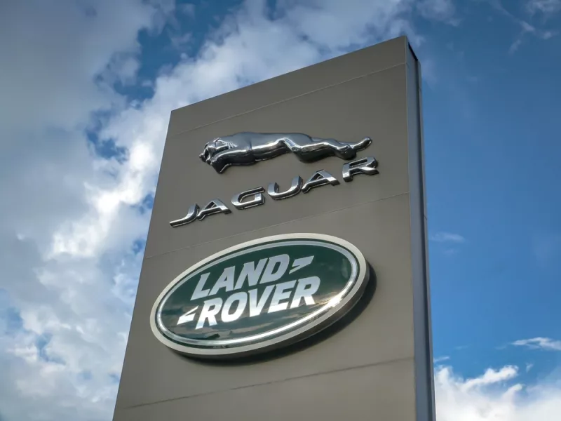 Πενταετής επέκταση σύμβασης με Jaguar Land Rover