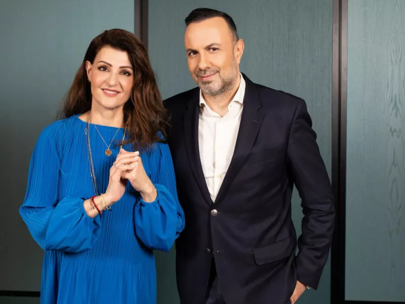 Nia Vardalos: Ο θάνατος του πατέρα της μέσα στην καραντίνα