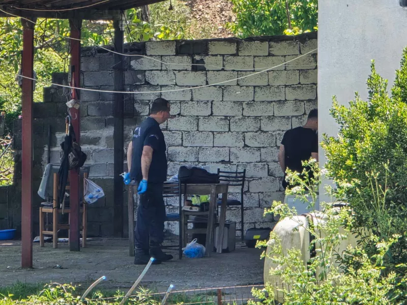 πατροκτόνος