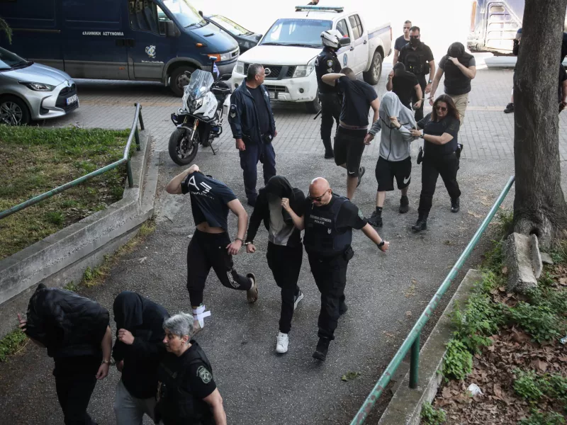 Ακροδεξιούς 