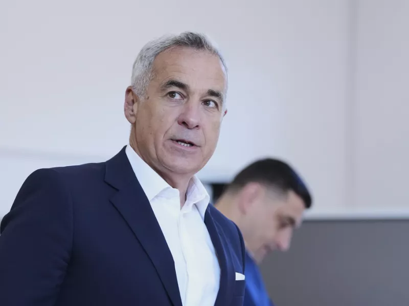 Καλίν Τζορτζέσκου