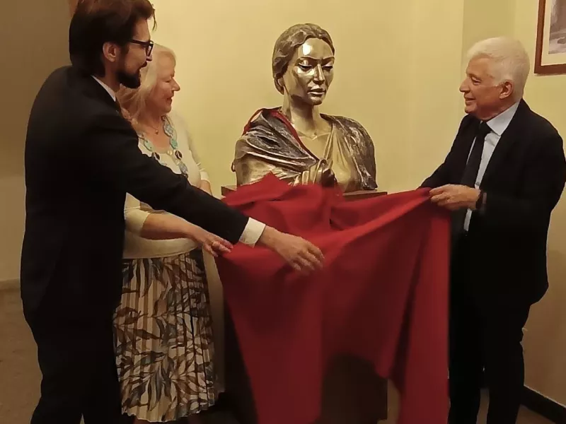 προτομή μαρια καλλας