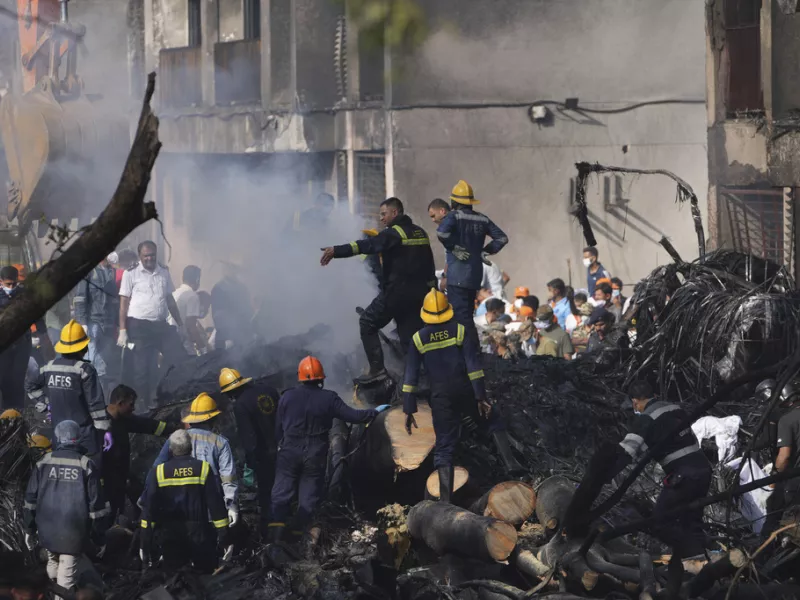 Ινδία: Συντριβή αεροπλάνου