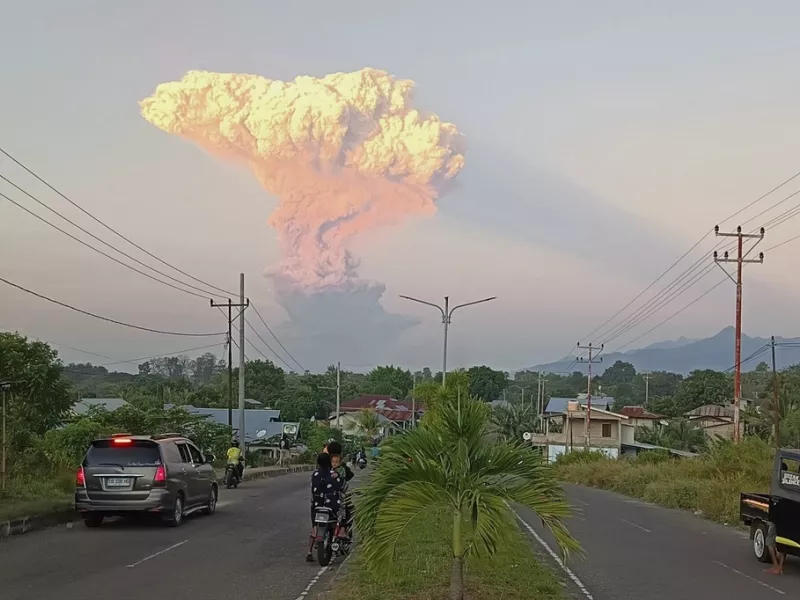 Indonesia Volcano