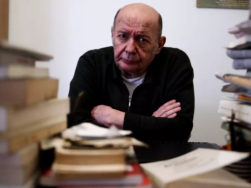 Βασίλης Παπαβασιλείου 