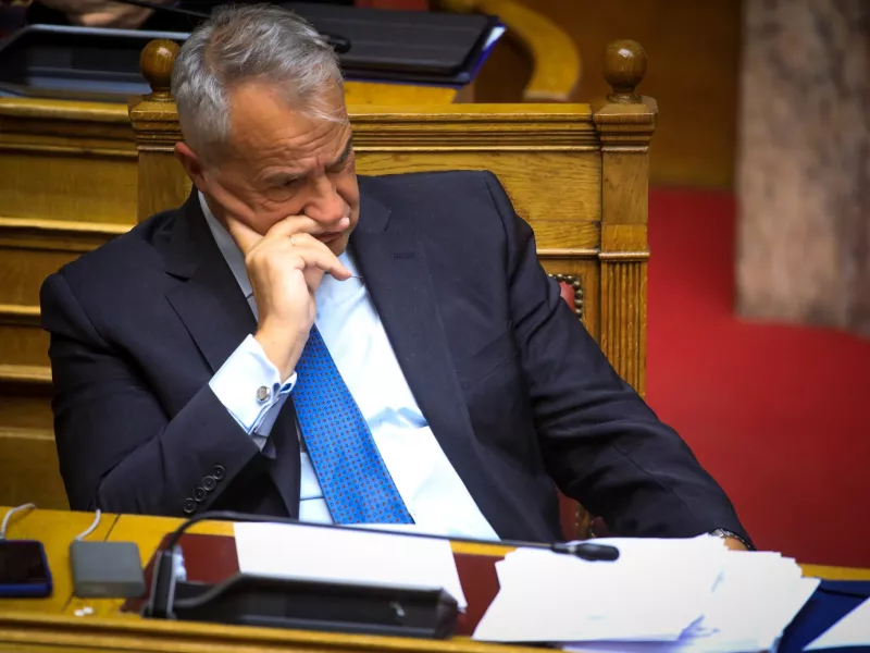 ΟΠΕΚΕΠΕ: Πώς η κυβέρνηση οδηγήθηκε στις 4 παραιτήσεις – Όλο το παρασκήνιο 