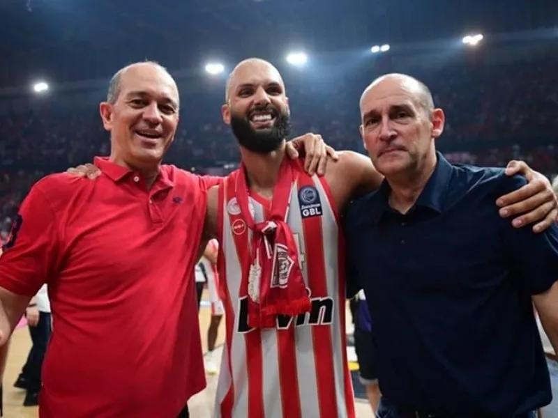Ολυμπιακός: Με τον Φουρνιέ στο νέο ΣΕΦ - Συμφώνησε για επέκταση συμβολαίου
