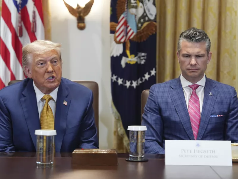 Τραμπ - Pete Hegseth