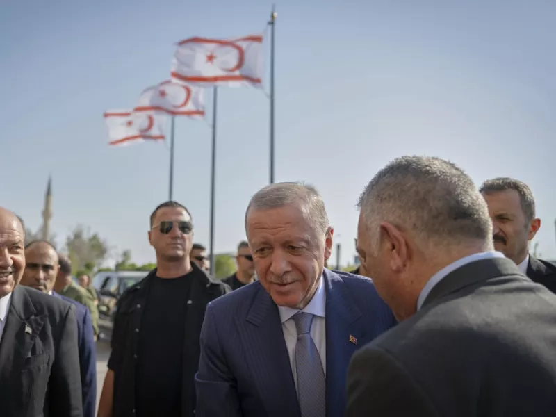 Ερντογάν: Αρνείται να επισκεφθεί την Λευκωσία