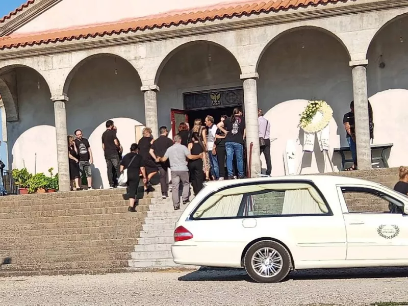 κηδεία Αγρίνιο