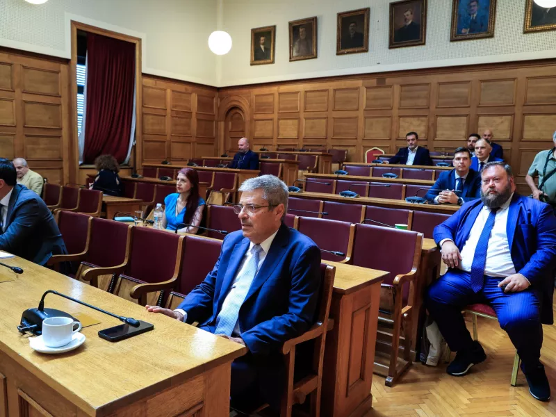 Αποχώρησε και ο ΣΥΡΙΖΑ από την Προκαταρκτική για τον Καραμανλή
