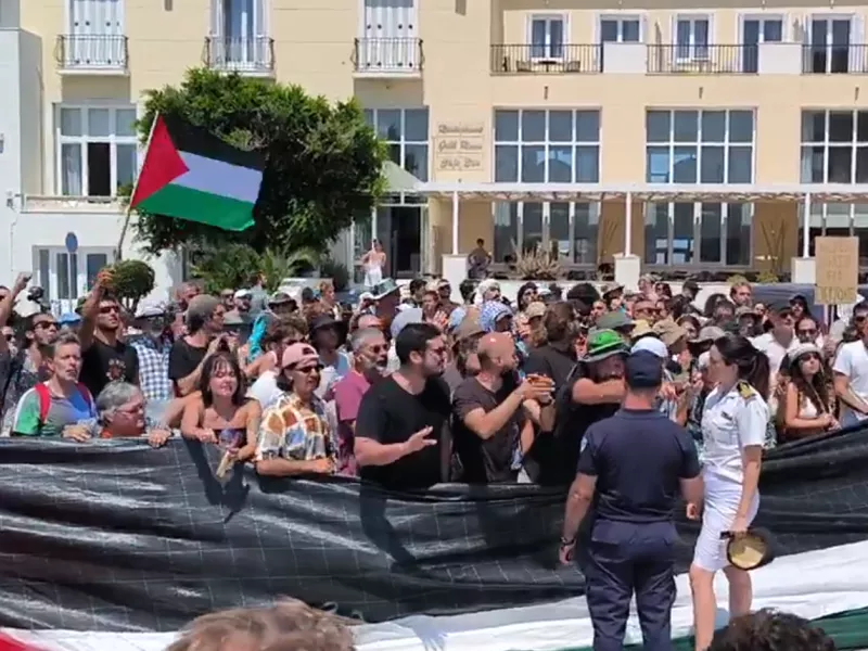 Σύρος διαδήλωση 