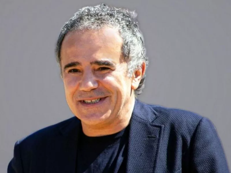 Μυστακίδης
