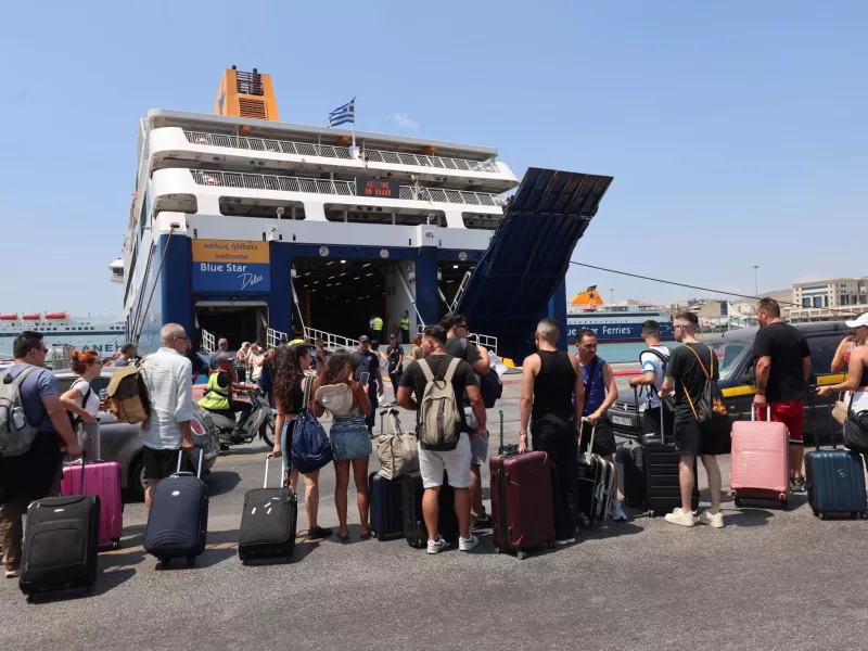πλοίο Πειραιάς