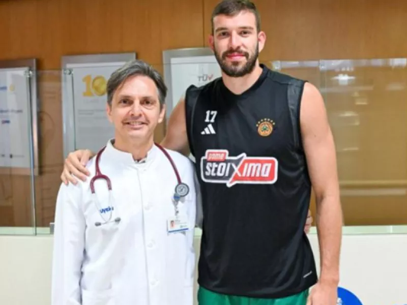 Νίκος Ρογκαβόπουλος