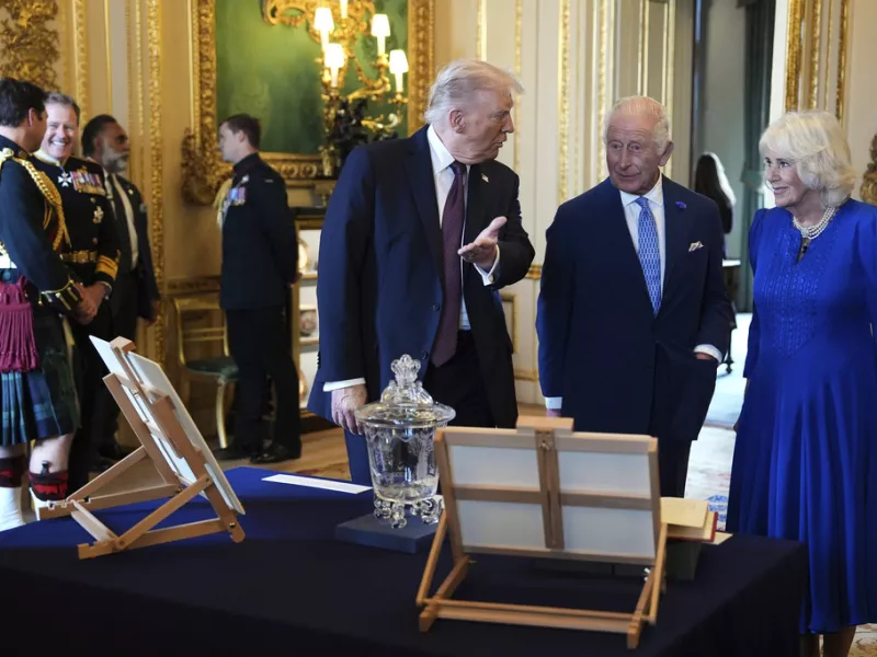  Donald Trump, Britain's King Charles III and Britain's Queen Camilla