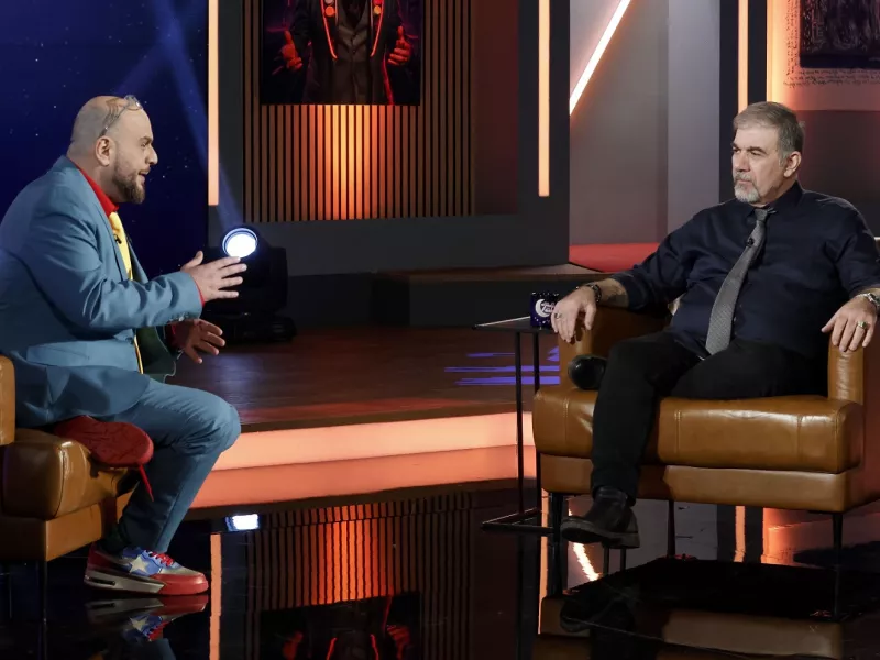 Στην αγκαλιά του Φάνη