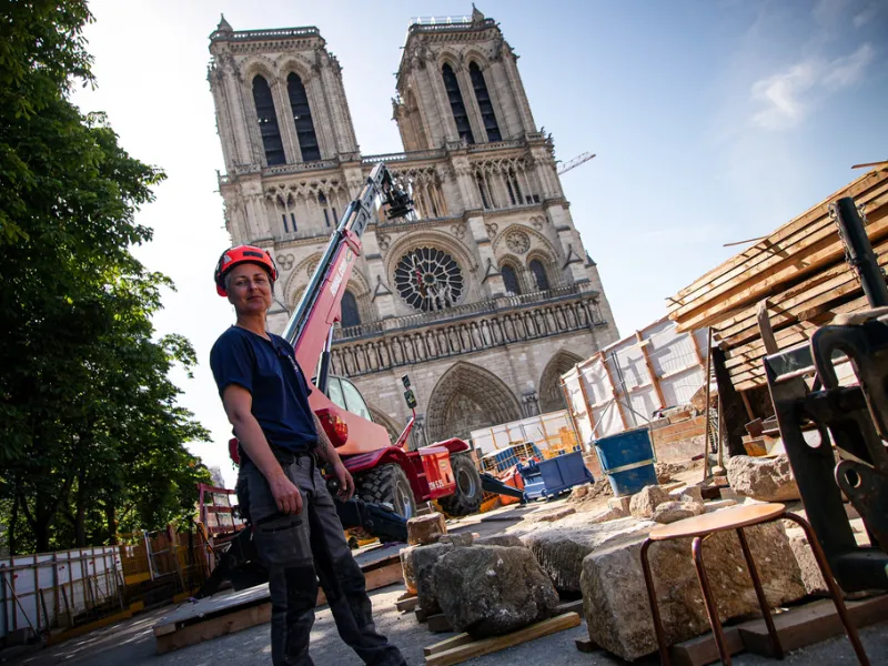 France Notre Dame Underground Treasures