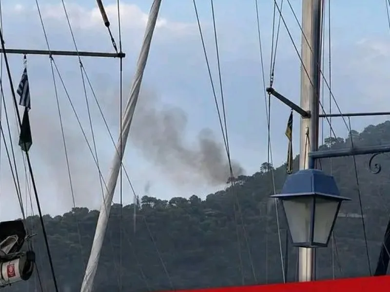 Φωτιά στον Πόρο