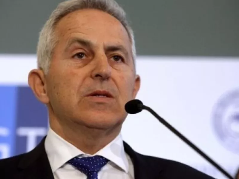 Ο πρώην υπουργός Άμυνας και επίτιμος αρχηγός ΓΕΕΘΑ, Ευάγγελος Αποστολάκης,