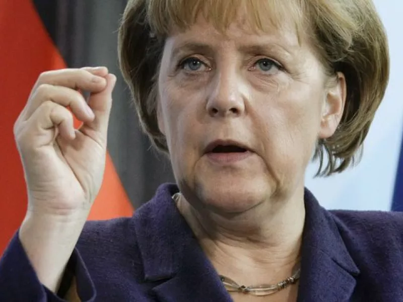 Μέρκελ: Κάλεσμα για επιτάχυνση του ελληνικού προγράμματος