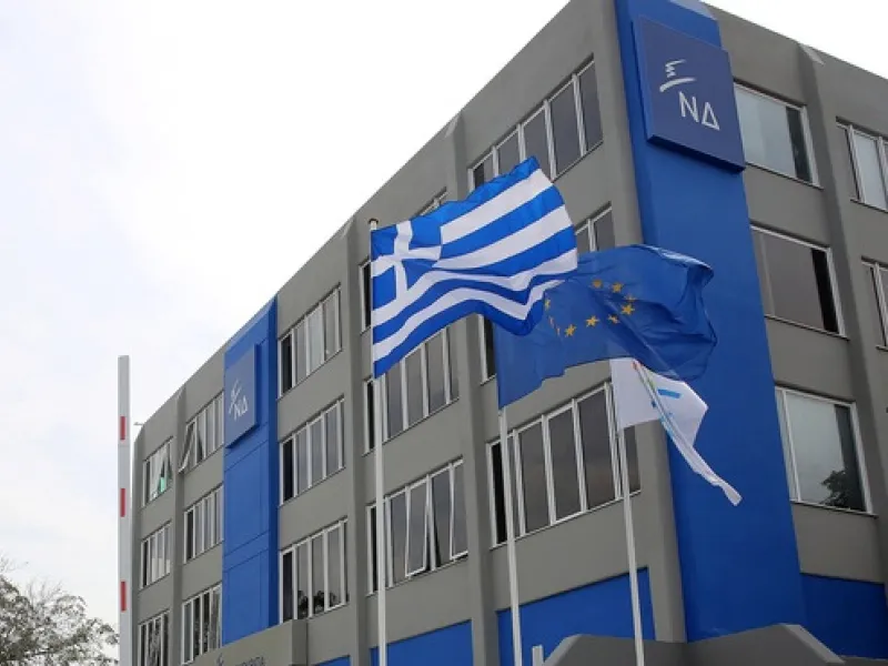 ΝΔ για ντου αναρχικών στο γραφείο Βαρβιτσιώτη: Τι άλλο να συμβεί;