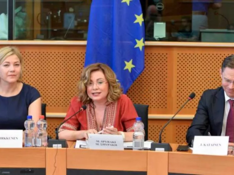 Σπυράκη: Αυτό το καλοκαίρι διαλέγουμε: «ψάρια ή πλαστικό»;