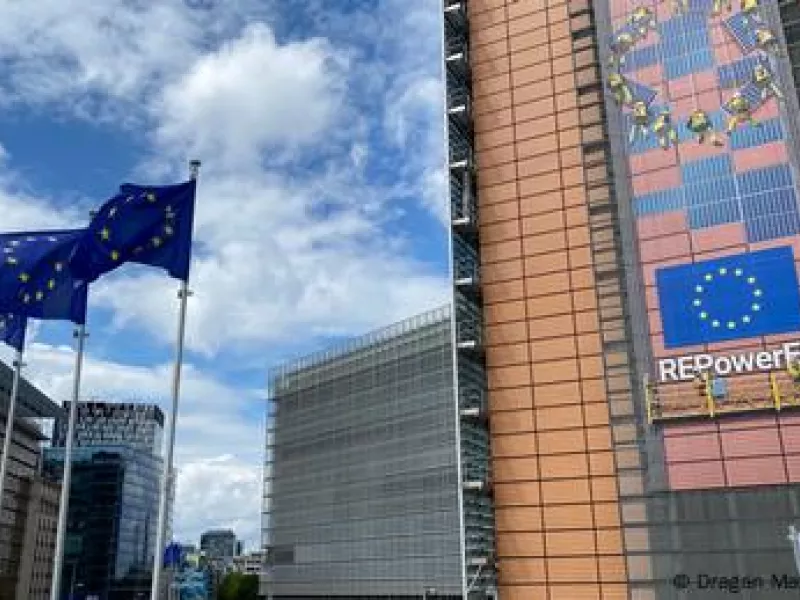 ΕΕ: Στάση αναμονής για ενδεχόμενους δασμούς Τραμπ