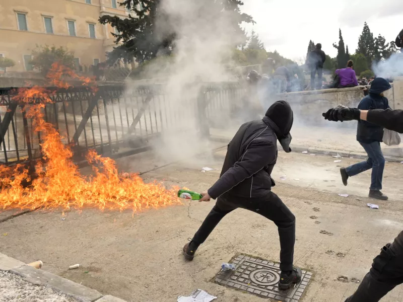 Επεισόδια Σύνταγμα 