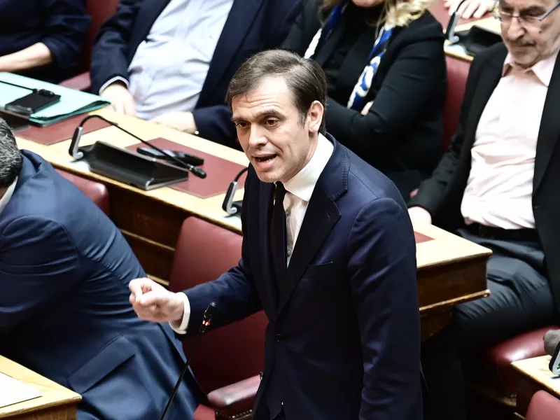 Δημήτρης Μάντζος στη Βουλή