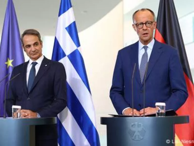 Συνάντηση Μητσοτάκη και Μερτς στο Βερολίνο