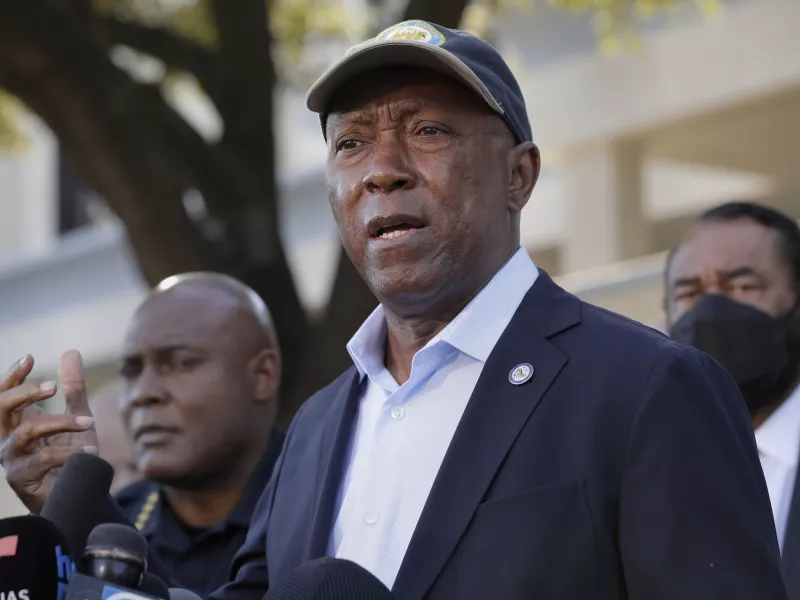 sylvester turner