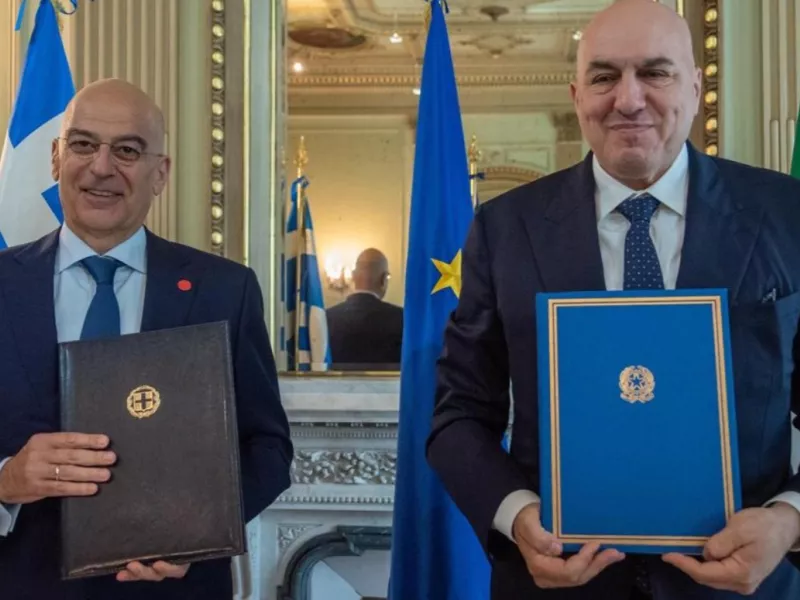 Νίκος Δένδιας και Ιταλός ομόλογός του