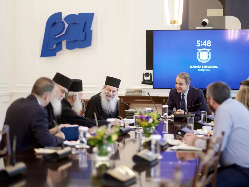 Κυριάκος Μητσοτάκης συνάντηση μοναχών