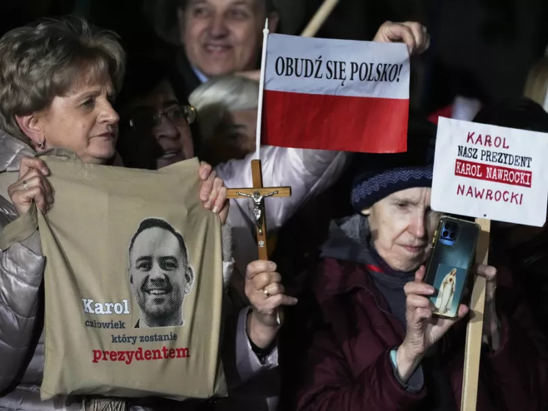 Καρόλ Ναβρότσκι διαμαρτυρία