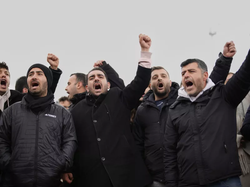 Τουρκία: Συνεχίζονται οι διαδηλώσεις για τον Ιμάμογλου παρά την απαγόρευση του Ερντογάν